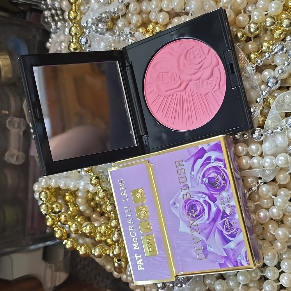 Pat McGrath Divine Blush in the shade Cherish